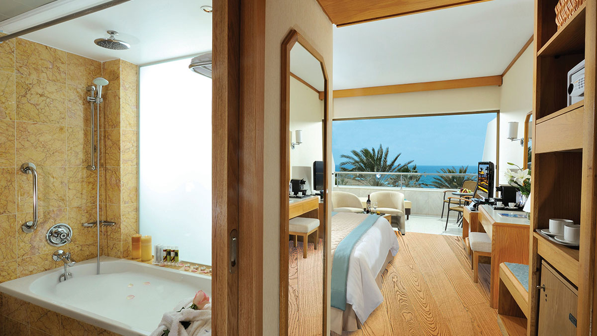 Superior Deluxe Sea View